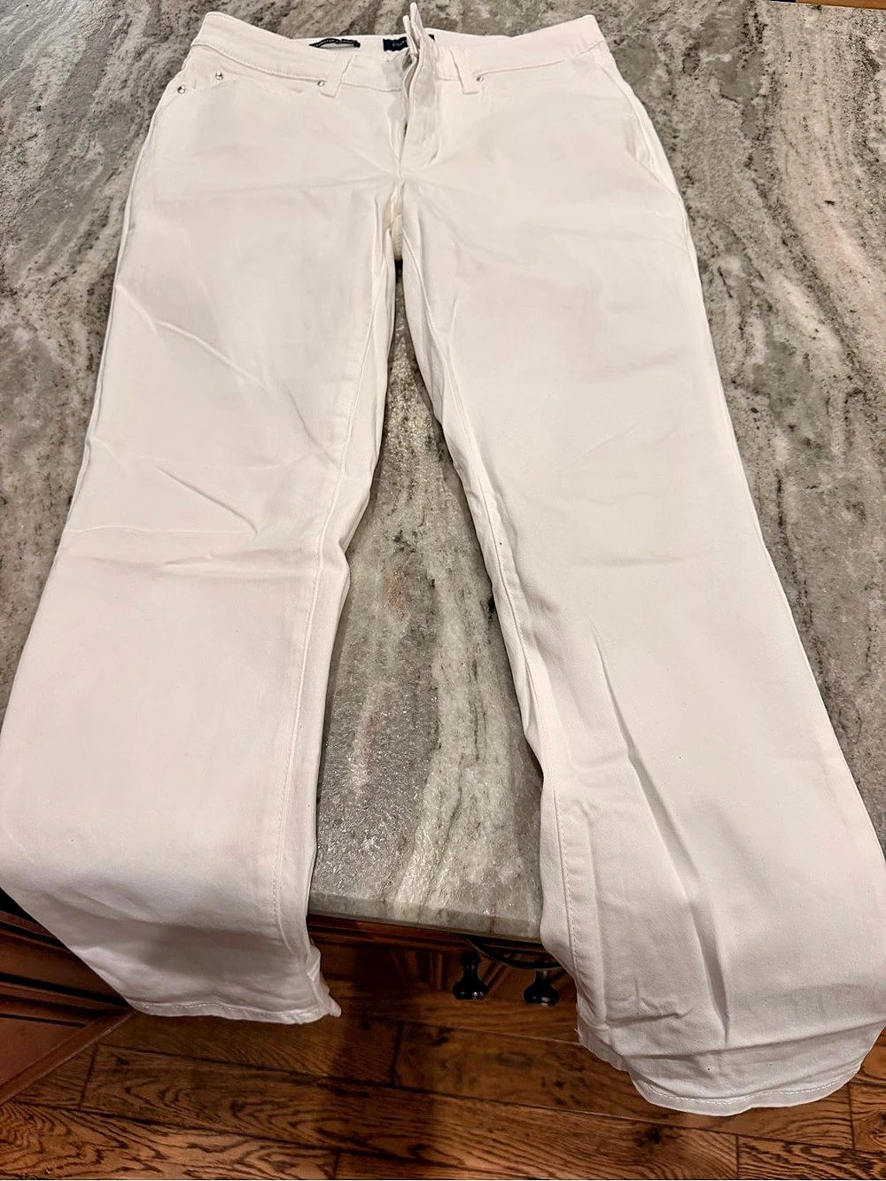 Charter Club Lexington Straight Leg Pants in White Size 10S